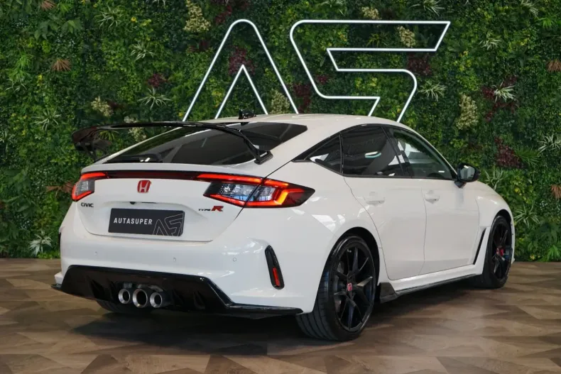 Honda Civic din 2023 cu 3.736 km - oferta HON115144 - foto 5