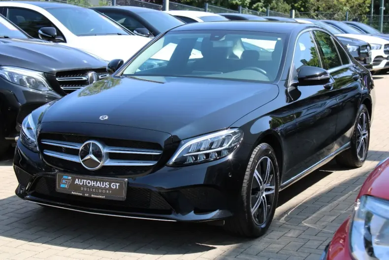 Mercedes-Benz C 300 din 2020 cu 24.551 km - oferta MER115145 - foto 6