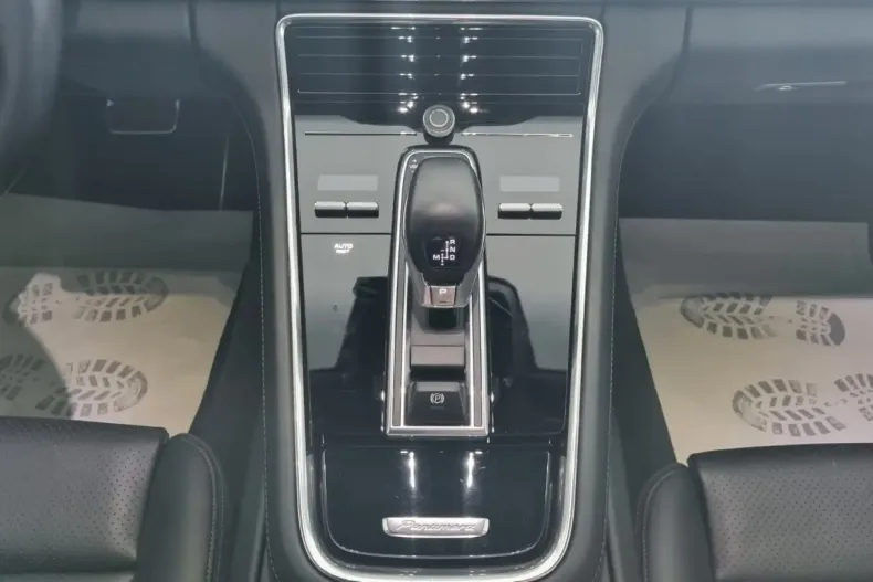 Porsche Panamera din 2020 cu 66.450 km - oferta POR115147 - foto 12