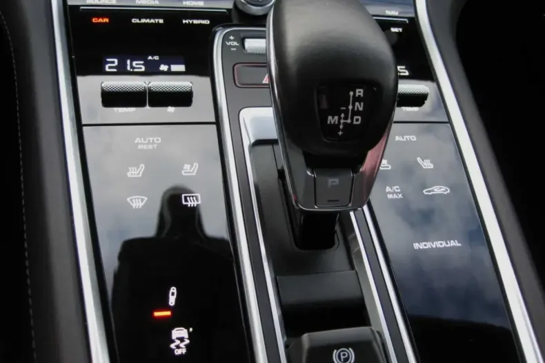 Porsche Panamera din 2020 cu 79.000 km - oferta POR115152 - foto 12