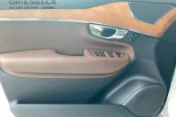 Volvo XC90 din 2021 cu 95.575 km - oferta VOL115156 - foto 9