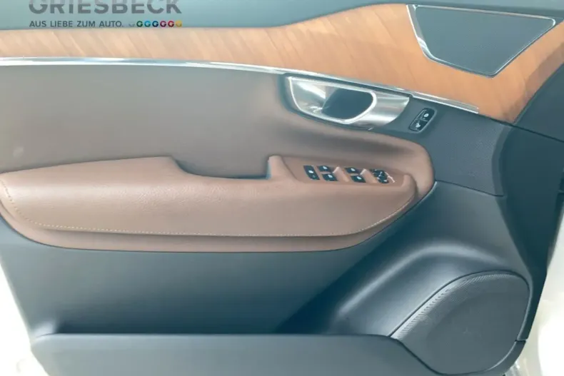 Volvo XC90 din 2021 cu 95.575 km - oferta VOL115156 - foto 9