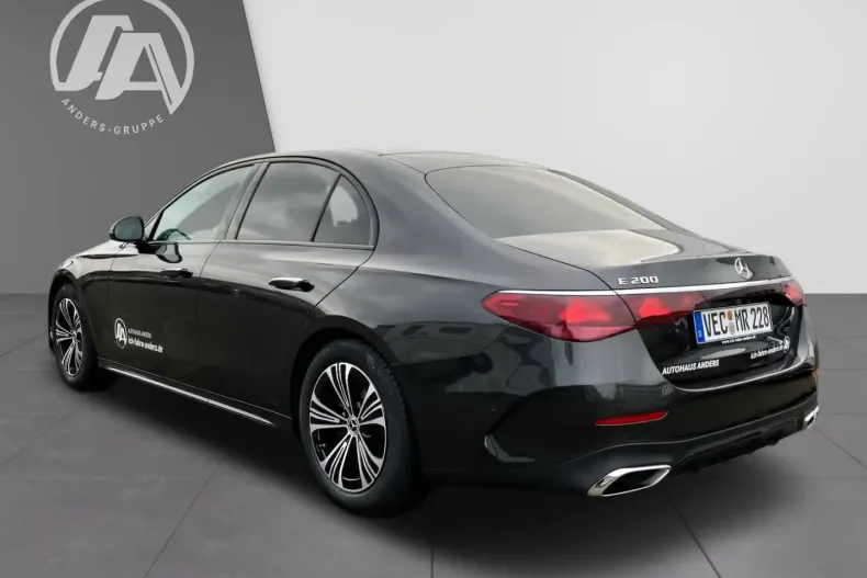 Mercedes-Benz E 200 din 2024 cu 29.800 km - oferta MER115159 - foto 5