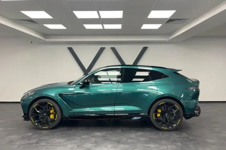 Aston Martin DBX din 2023 cu 18.500 km - oferta AST115170 - foto 1