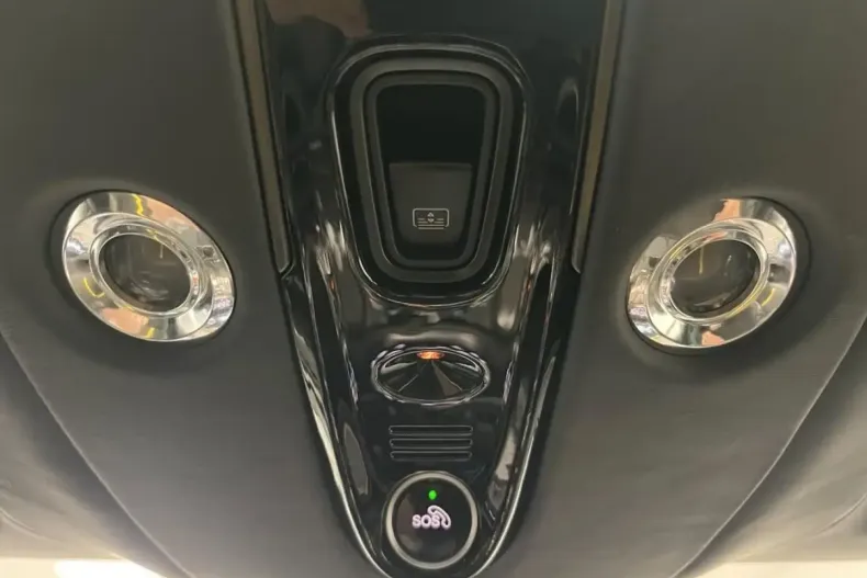 Aston Martin DBX din 2023 cu 18.500 km - oferta AST115170 - foto 12