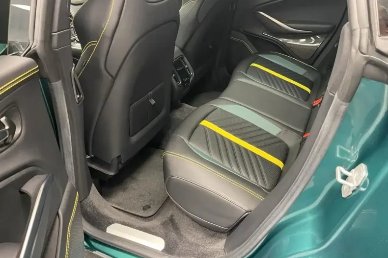 Aston Martin DBX din 2023 cu 18.500 km - oferta AST115170 - foto 13