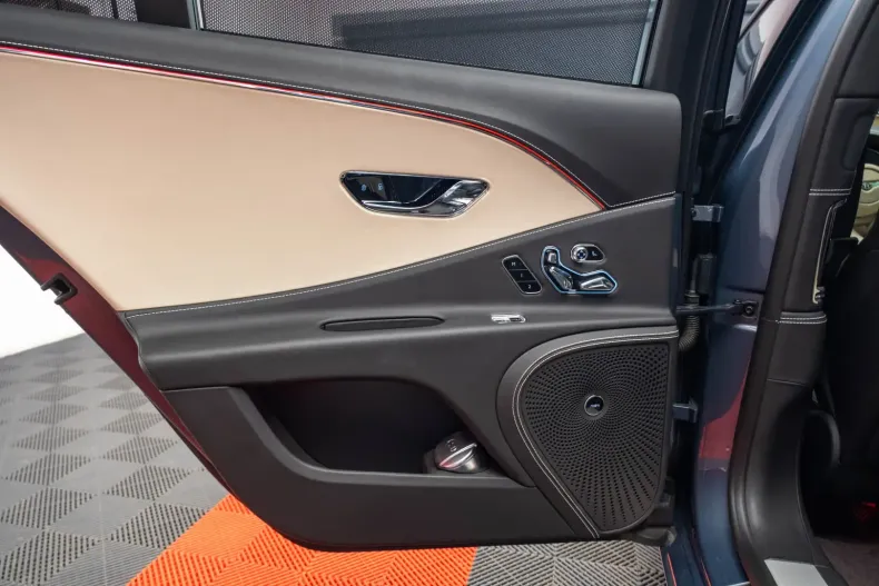 Bentley Flying Spur din 2023 cu 22.500 km - oferta BEN115173 - foto 38