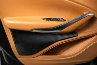 Aston Martin DBX din 2023 cu 26.500 km - oferta AST115174 - foto 20