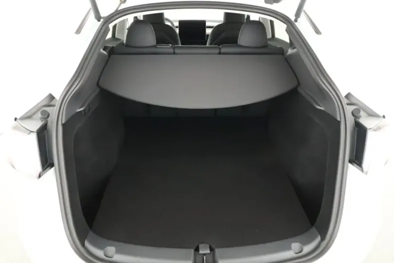 Tesla Model Y din 2023 cu 21.136 km - oferta TES115178 - foto 11