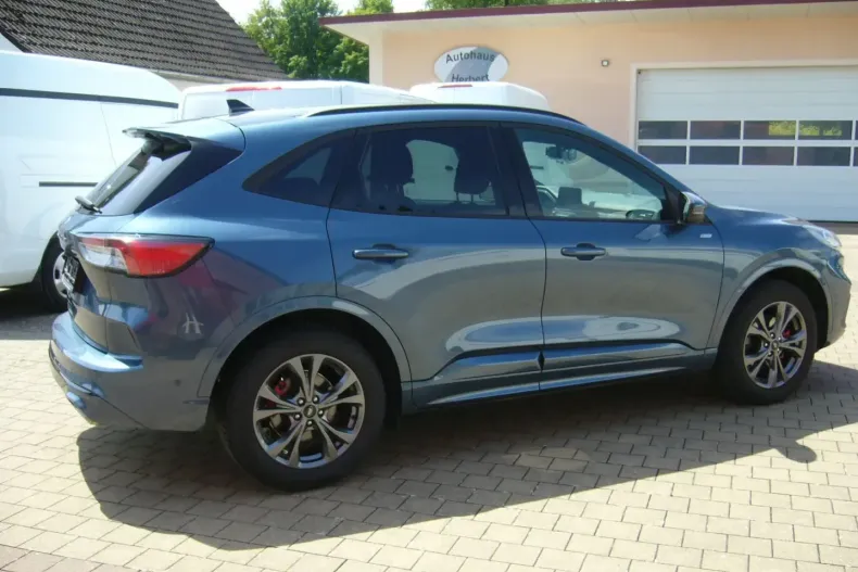 Ford Kuga din 2024 cu 19.500 km - oferta FOR115179 - foto 4