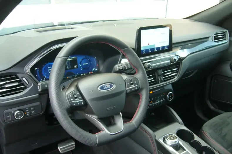 Ford Kuga din 2024 cu 19.500 km - oferta FOR115179 - foto 9