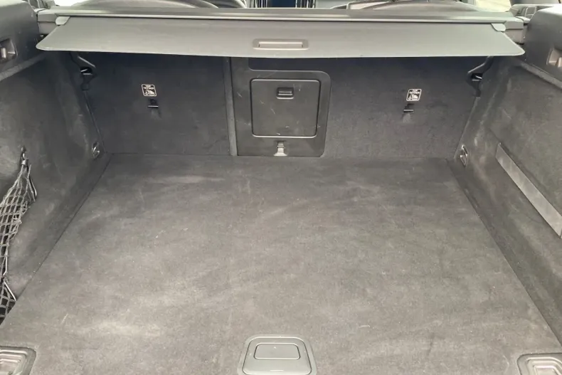 Volvo XC60 din 2020 cu 87.207 km - oferta VOL115181 - foto 22