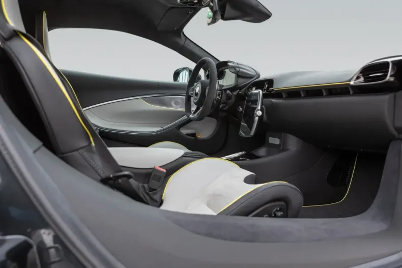 McLaren Artura din 2024 cu 15.000 km - oferta MCL115203 - foto 16