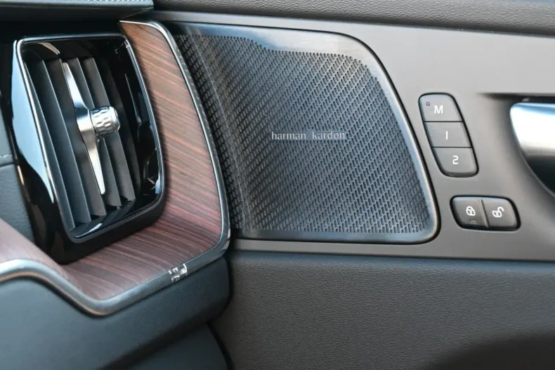 Volvo XC60 din 2023 cu 29.500 km - oferta VOL115208 - foto 29