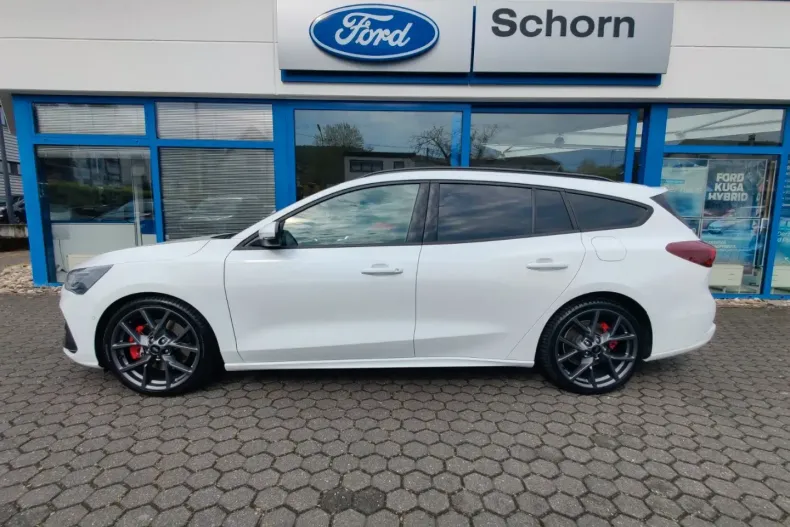 Ford Focus din 2024 cu 14.510 km - oferta FOR115211 - foto 4