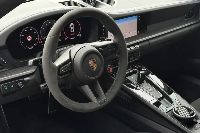 Porsche 992 din 2025 cu 7.000 km - oferta POR115212 - foto 6