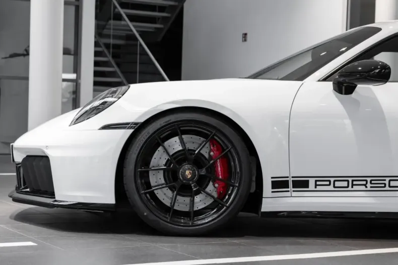 Porsche 992 din 2025 cu 900 km - oferta POR115216 - foto 6