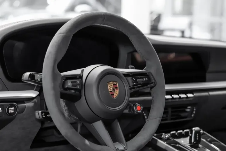 Porsche 992 din 2025 cu 900 km - oferta POR115216 - foto 9