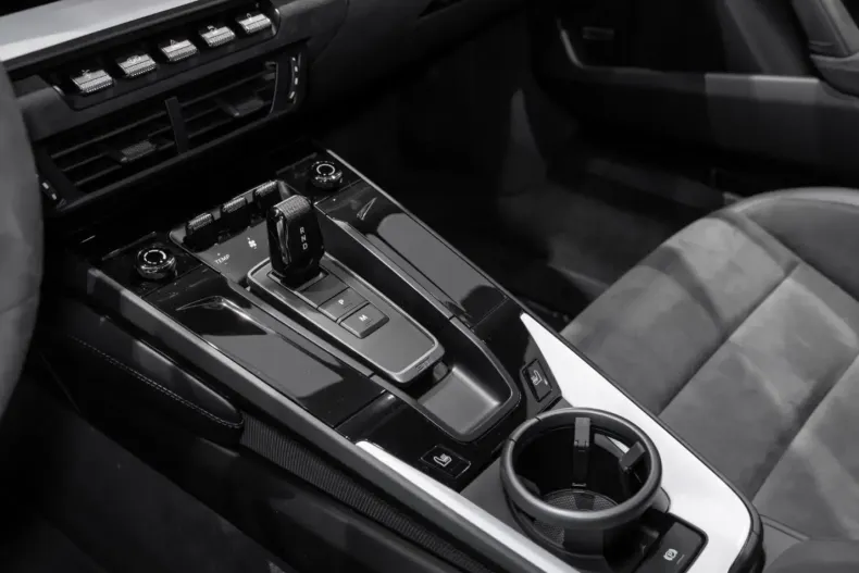 Porsche 992 din 2025 cu 900 km - oferta POR115216 - foto 10