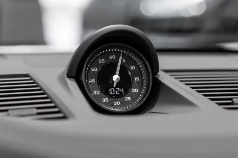 Porsche 992 din 2025 cu 900 km - oferta POR115216 - foto 11