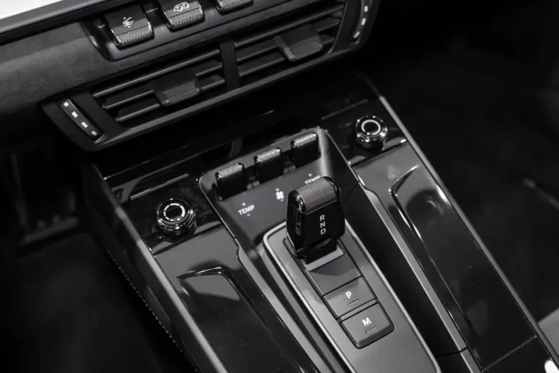 Porsche 992 din 2025 cu 900 km - oferta POR115216 - foto 13