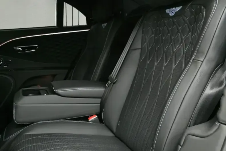 Bentley Flying Spur din 2023 cu 9.000 km - oferta BEN115224 - foto 27