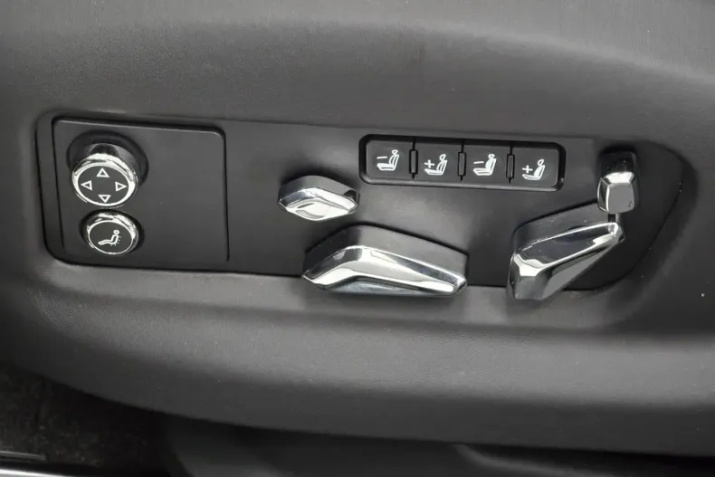 Bentley Flying Spur din 2023 cu 9.000 km - oferta BEN115224 - foto 43