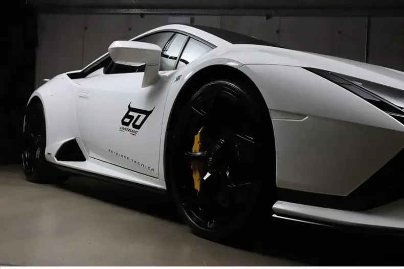 Lamborghini Huracán din 2024 cu 5.700 km - oferta LAM115225 - foto 17