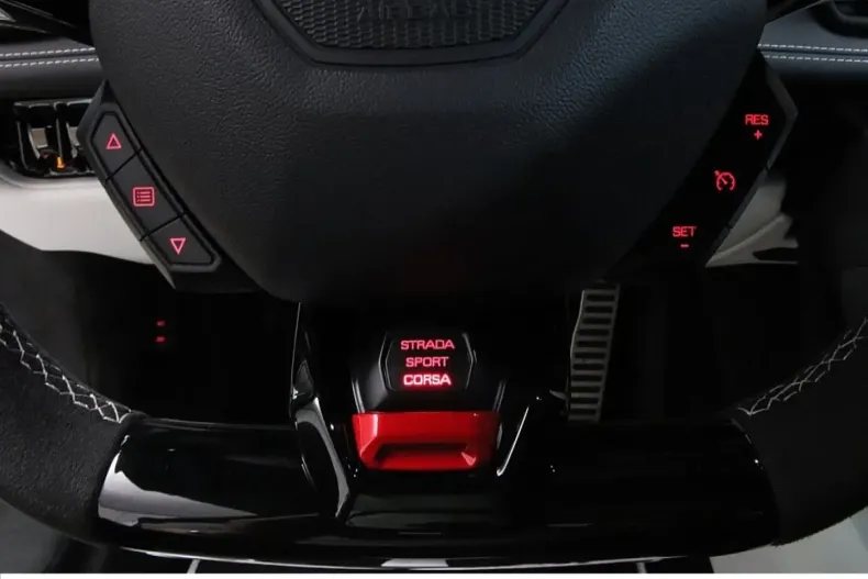 Lamborghini Huracán din 2024 cu 5.700 km - oferta LAM115225 - foto 28