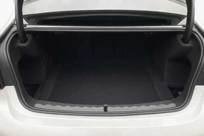 BMW 320 din 2023 cu 50.132 km - oferta BMW115226 - foto 10