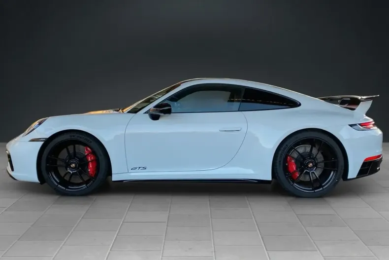 Porsche 992 din 2024 cu 1.300 km - oferta POR115227 - foto 5