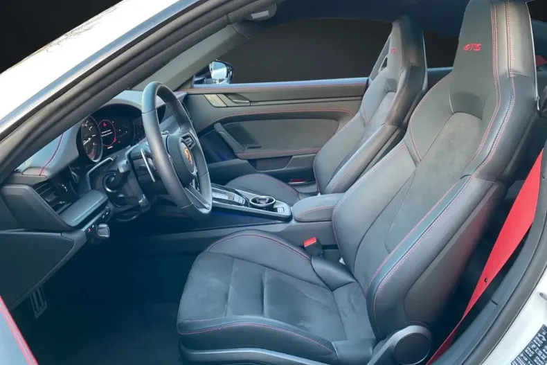 Porsche 992 din 2024 cu 1.300 km - oferta POR115227 - foto 13