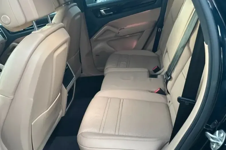 Porsche Cayenne din 2021 cu 49.800 km - oferta POR115230 - foto 5