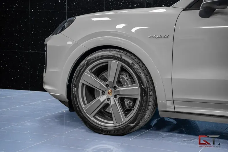 Porsche Cayenne din 2024 cu 5.400 km - oferta POR115231 - foto 6