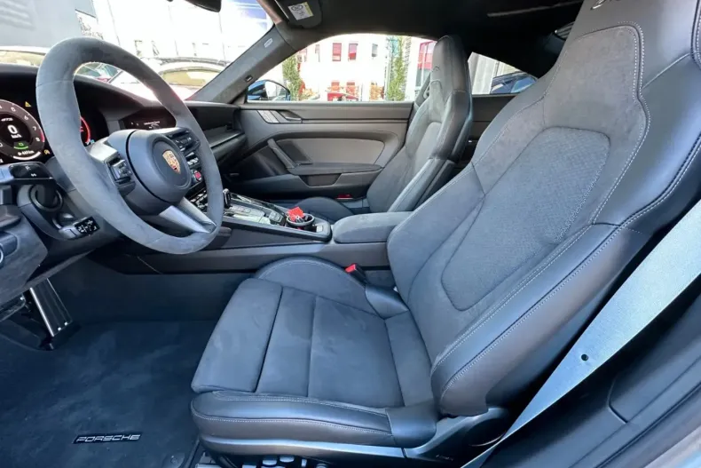 Porsche 992 din 2025 cu 1.900 km - oferta POR115232 - foto 13