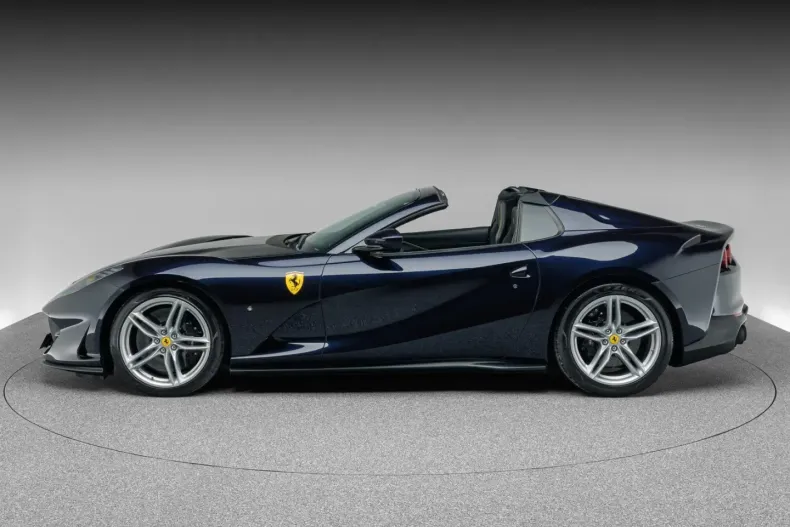 Ferrari 812 din 2021 cu 14.500 km - oferta FER115245 - foto 2