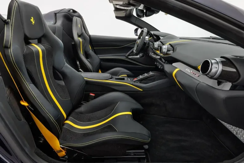 Ferrari 812 din 2021 cu 14.500 km - oferta FER115245 - foto 18