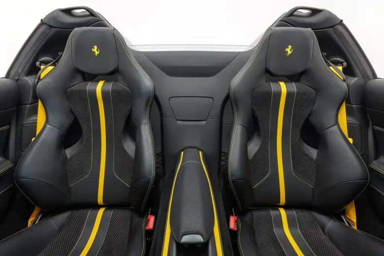 Ferrari 812 din 2021 cu 14.500 km - oferta FER115245 - foto 22