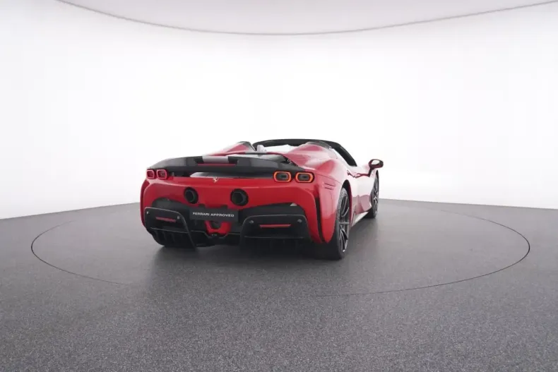 Ferrari SF90 din 2024 cu 1.738 km - oferta FER115247 - foto 8