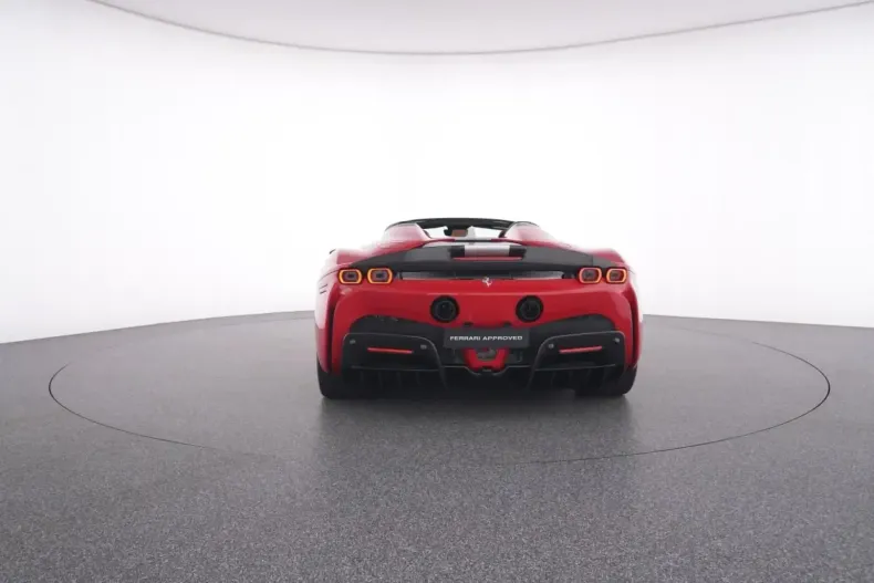 Ferrari SF90 din 2024 cu 1.738 km - oferta FER115247 - foto 10