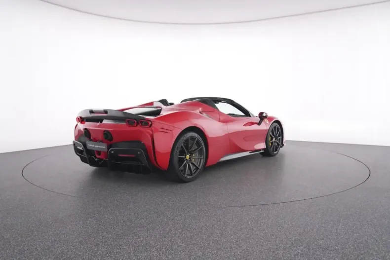 Ferrari SF90 din 2024 cu 1.738 km - oferta FER115247 - foto 11