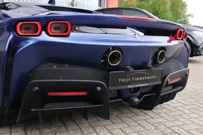 Ferrari SF90 din 2024 cu 11.662 km - oferta FER115255 - foto 6