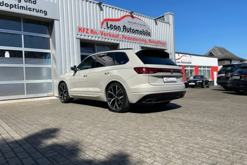 Volkswagen Touareg din 2024 cu 22.000 km - oferta VOL115256 - foto 7