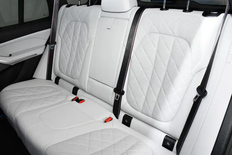 BMW X6 din 2024 cu 8.300 km - oferta BMW115259 - foto 14