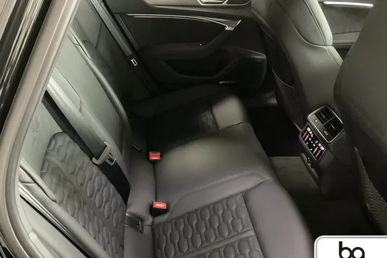 Audi RS6 din 2024 cu 2.100 km - oferta AUD115265 - foto 8