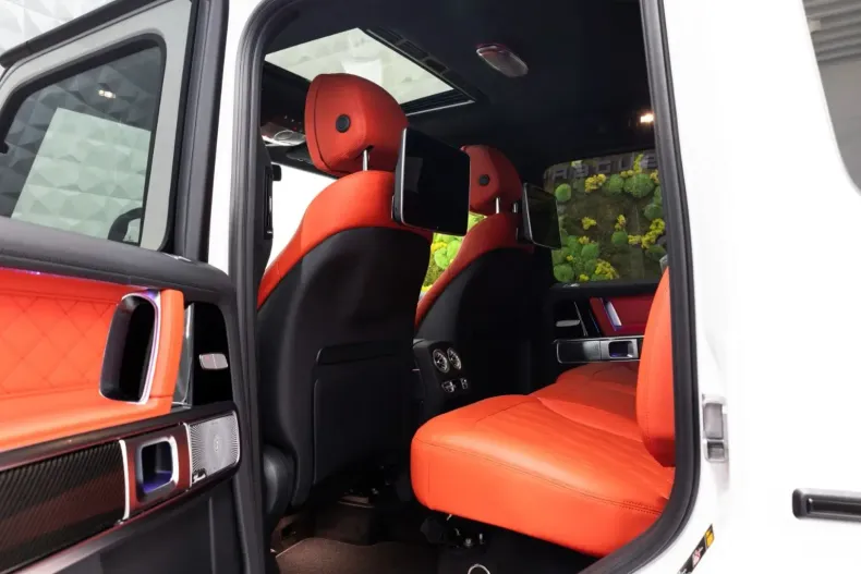 Mercedes-Benz G 63 AMG din 2024 cu 50 km - oferta MER115285 - foto 2