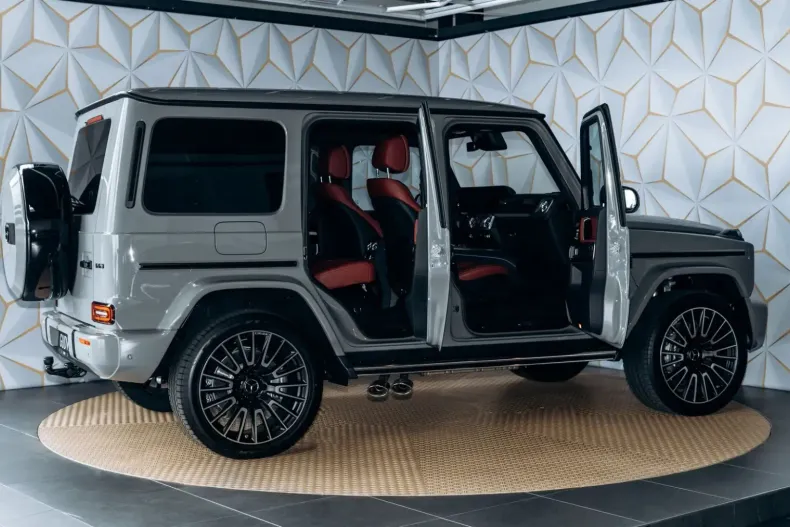 Mercedes-Benz G 63 AMG din 2024 cu 50 km - oferta MER115286 - foto 6