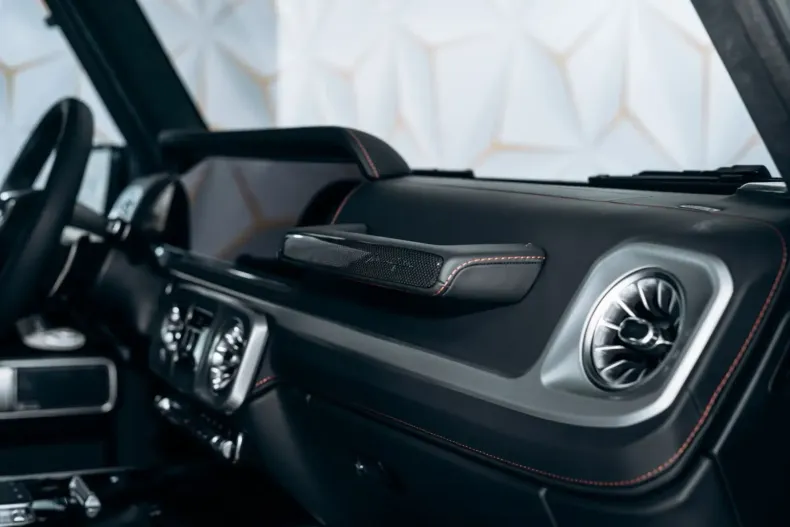 Mercedes-Benz G 63 AMG din 2024 cu 50 km - oferta MER115286 - foto 11