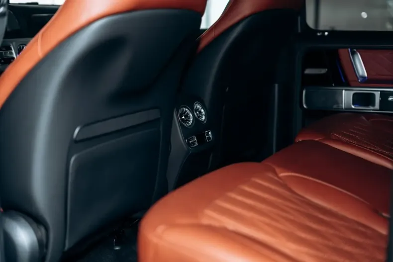 Mercedes-Benz G 63 AMG din 2024 cu 50 km - oferta MER115286 - foto 30