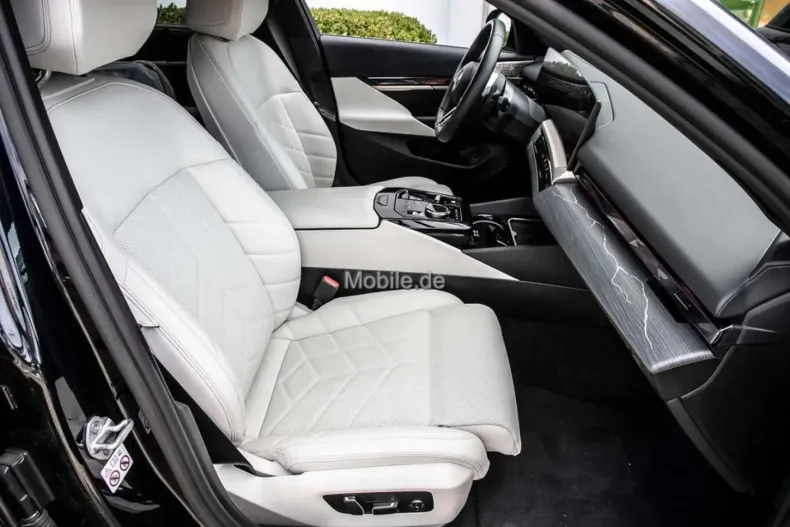 BMW 550 din 2024 cu 59.961 km - oferta BMW115328 - foto 3